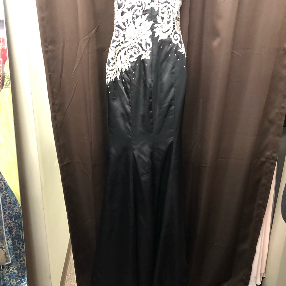 Wow $175 last reduction Envious Couture Pageant Size 00 Black & Gold need sales - Picture 5 of 12